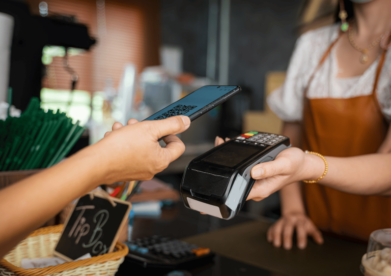 UK Wages Continue to Outpace Inflation, But Will It Last? - Zomi Wealth